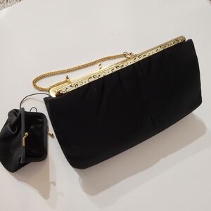 VINTAGE Harry Levine Black Clutch Purse Gold Chain Kiss Clasp Attach Coin Glam